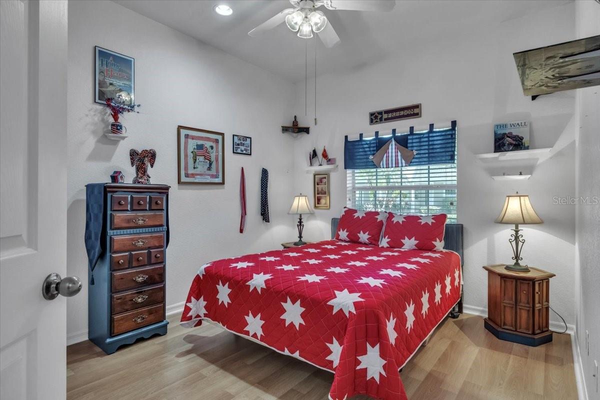 HERITAGE VILLAS AT HERITAGE OAK PARK - Residential