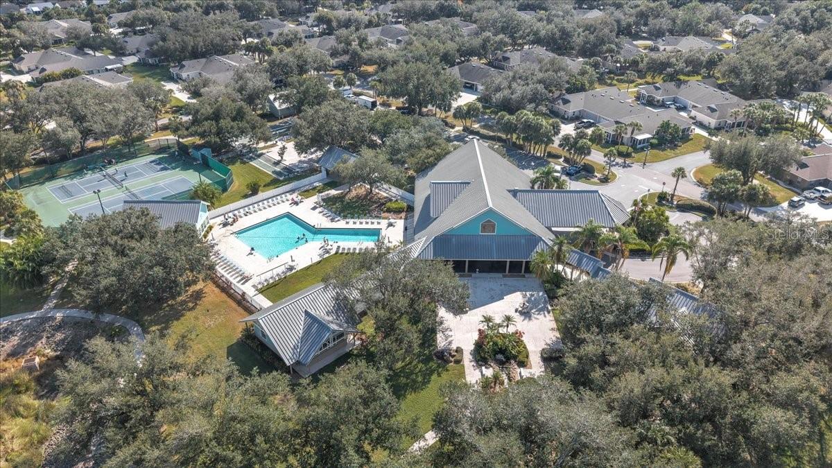 HERITAGE VILLAS AT HERITAGE OAK PARK - Residential