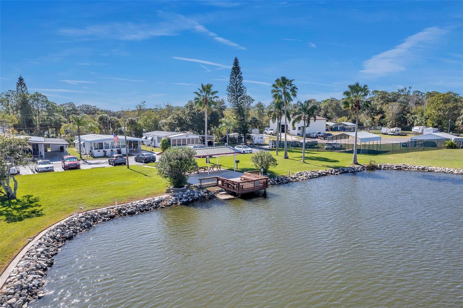 SENATE MANOR - Residential Lease