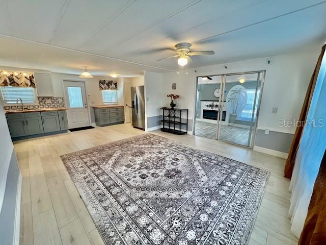 SENATE MANOR - Residential Lease