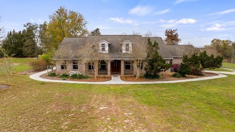 Tiny photo for 22435 County Road 455, Howey In The Hills, FL 34737 (MLS # G5109527)