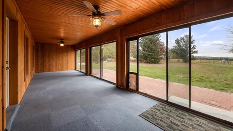 Tiny photo for 22435 County Road 455, Howey In The Hills, FL 34737 (MLS # G5109527)