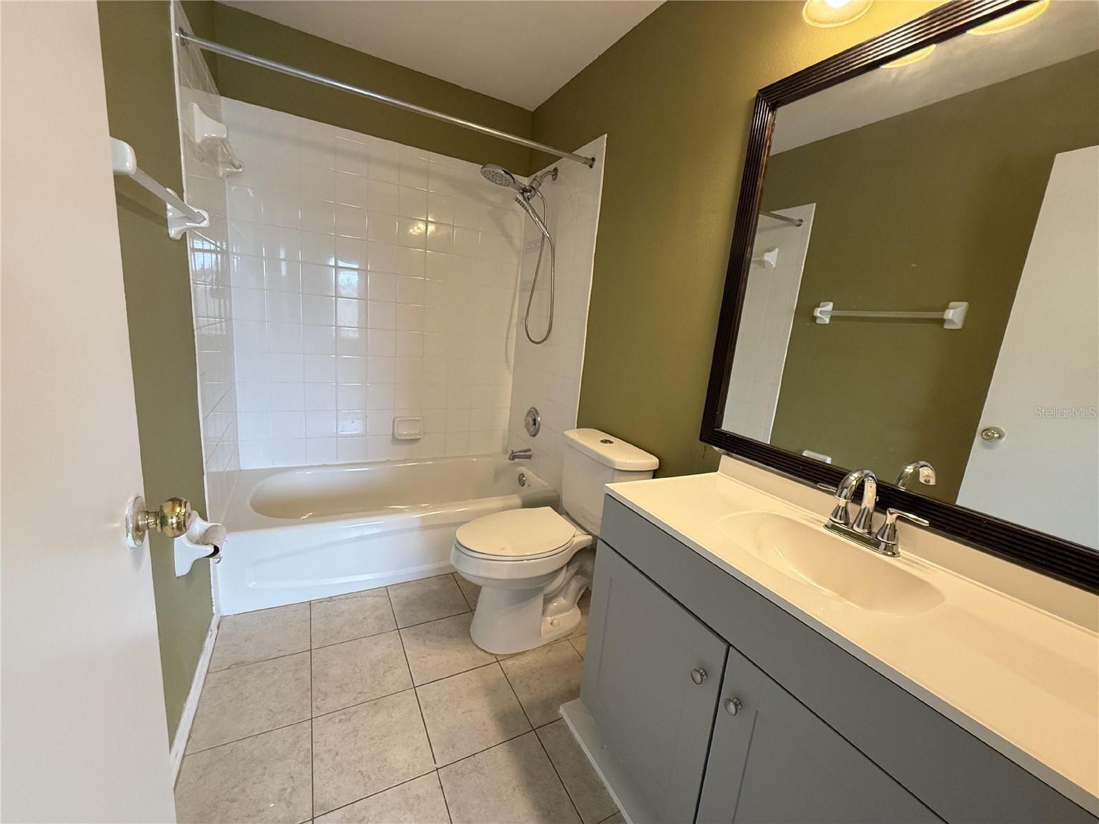 PROVIDENCE TWNHMS PH 3 - Residential Lease