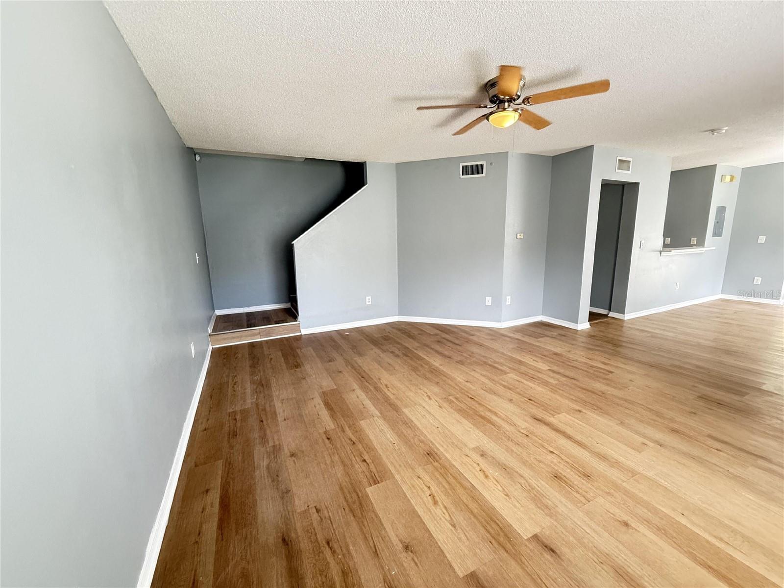 PROVIDENCE TWNHMS PH 3 - Residential Lease