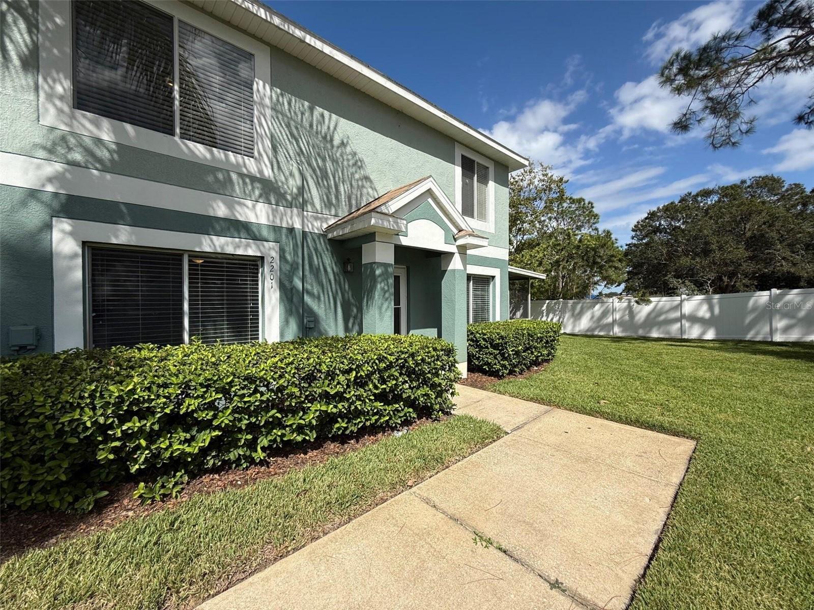 PROVIDENCE TWNHMS PH 3 - Residential Lease