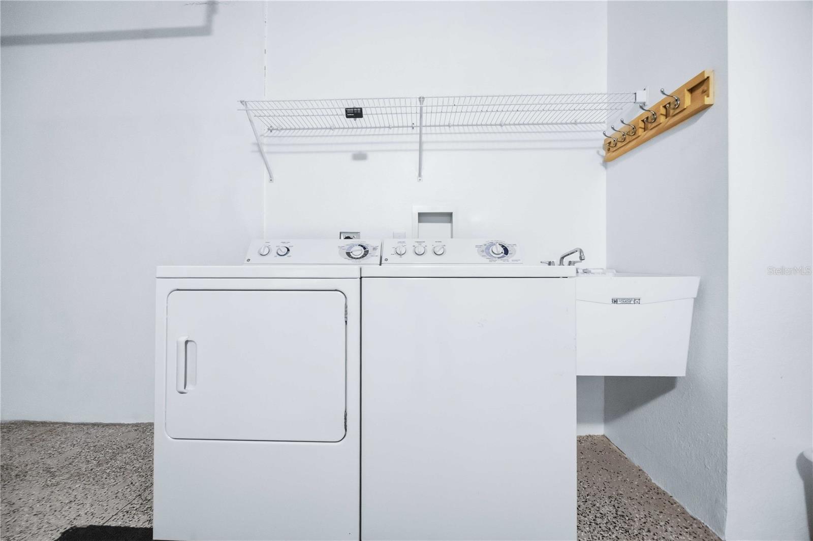 PUNTA GORDA ISLES SEC 20 - Residential