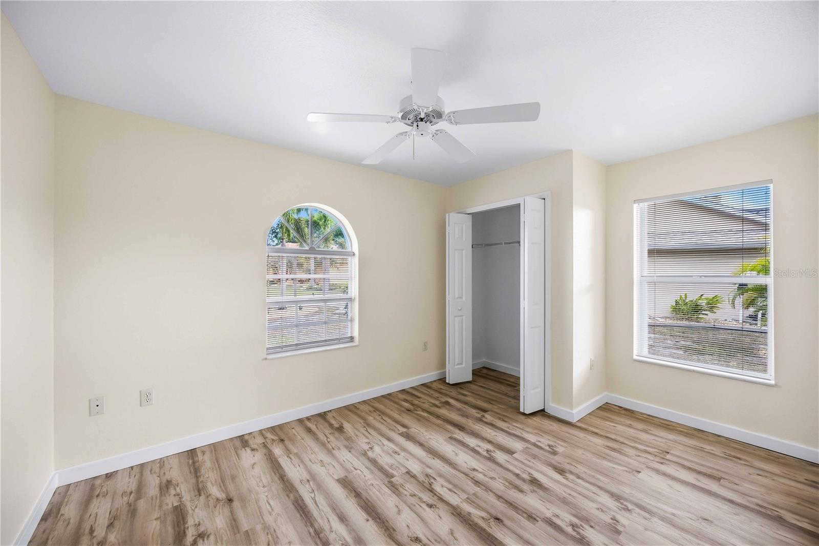 PUNTA GORDA ISLES SEC 20 - Residential