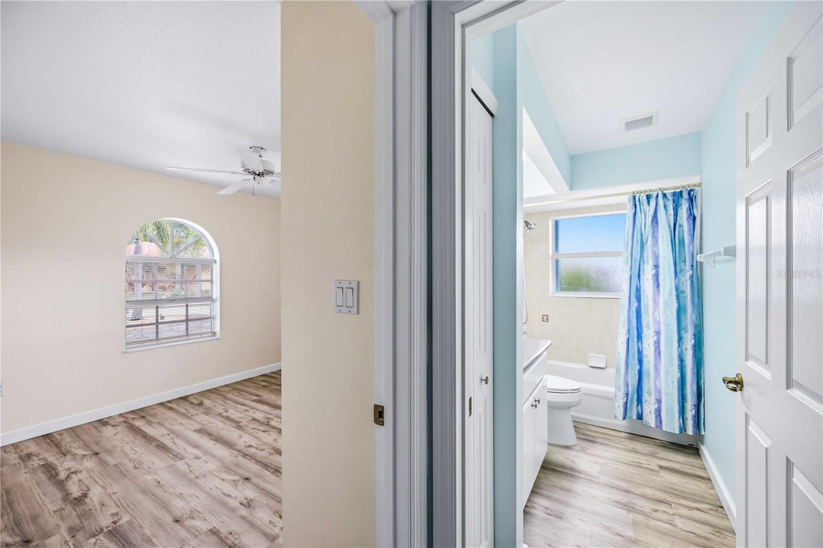 PUNTA GORDA ISLES SEC 20 - Residential