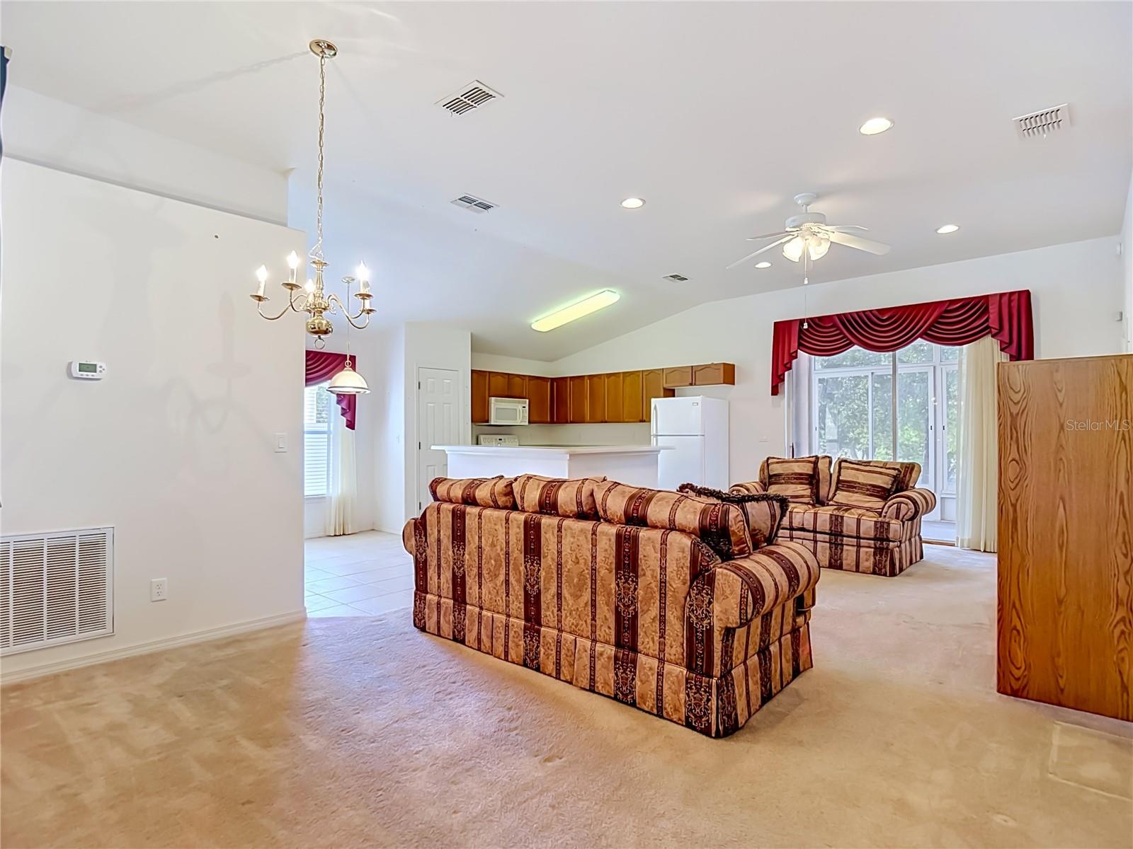 SPRING HILL - Residential