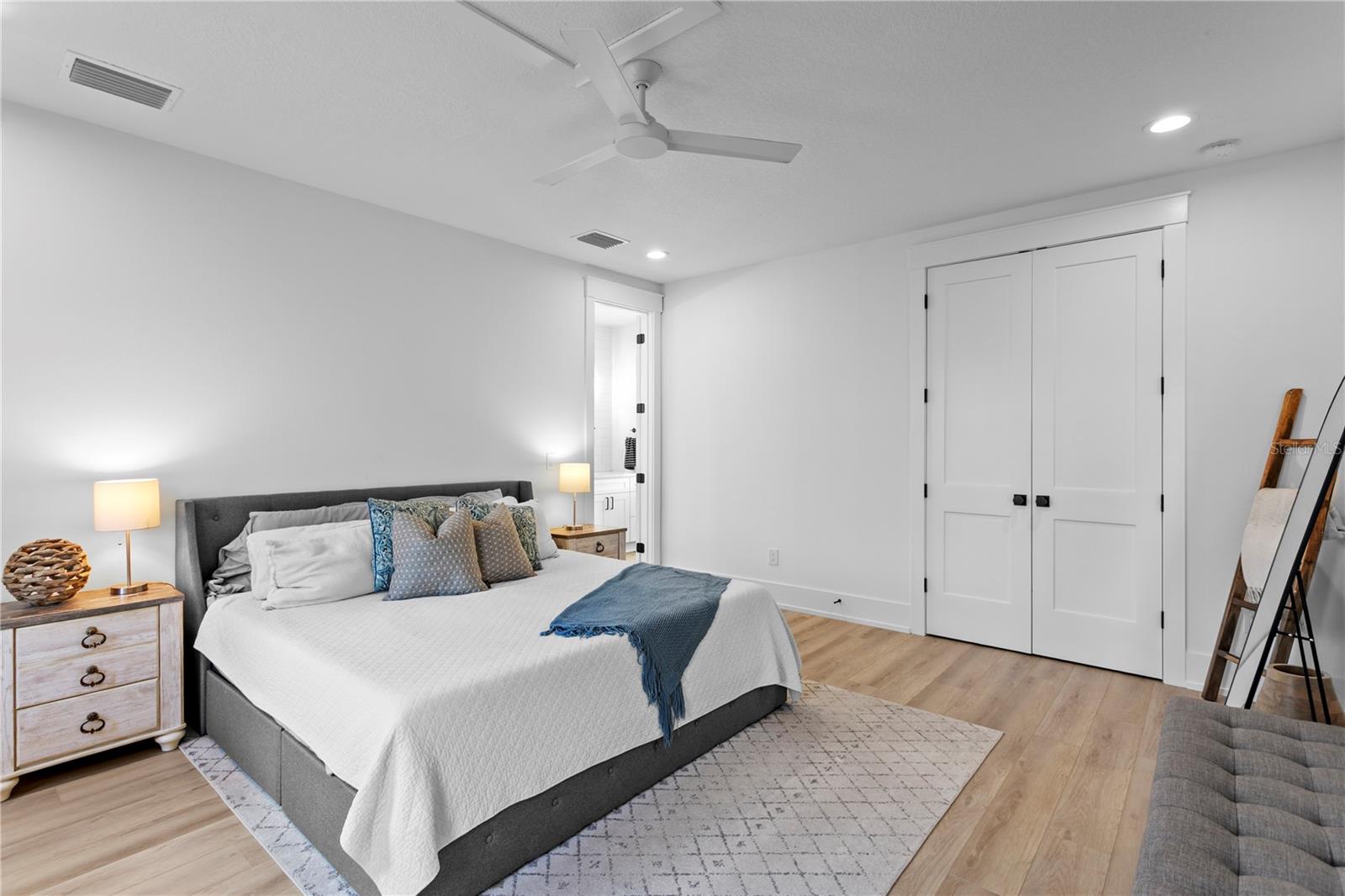 ROYAL POINCIANA - Residential