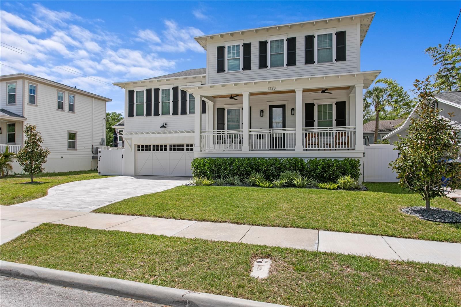 ROYAL POINCIANA - Residential