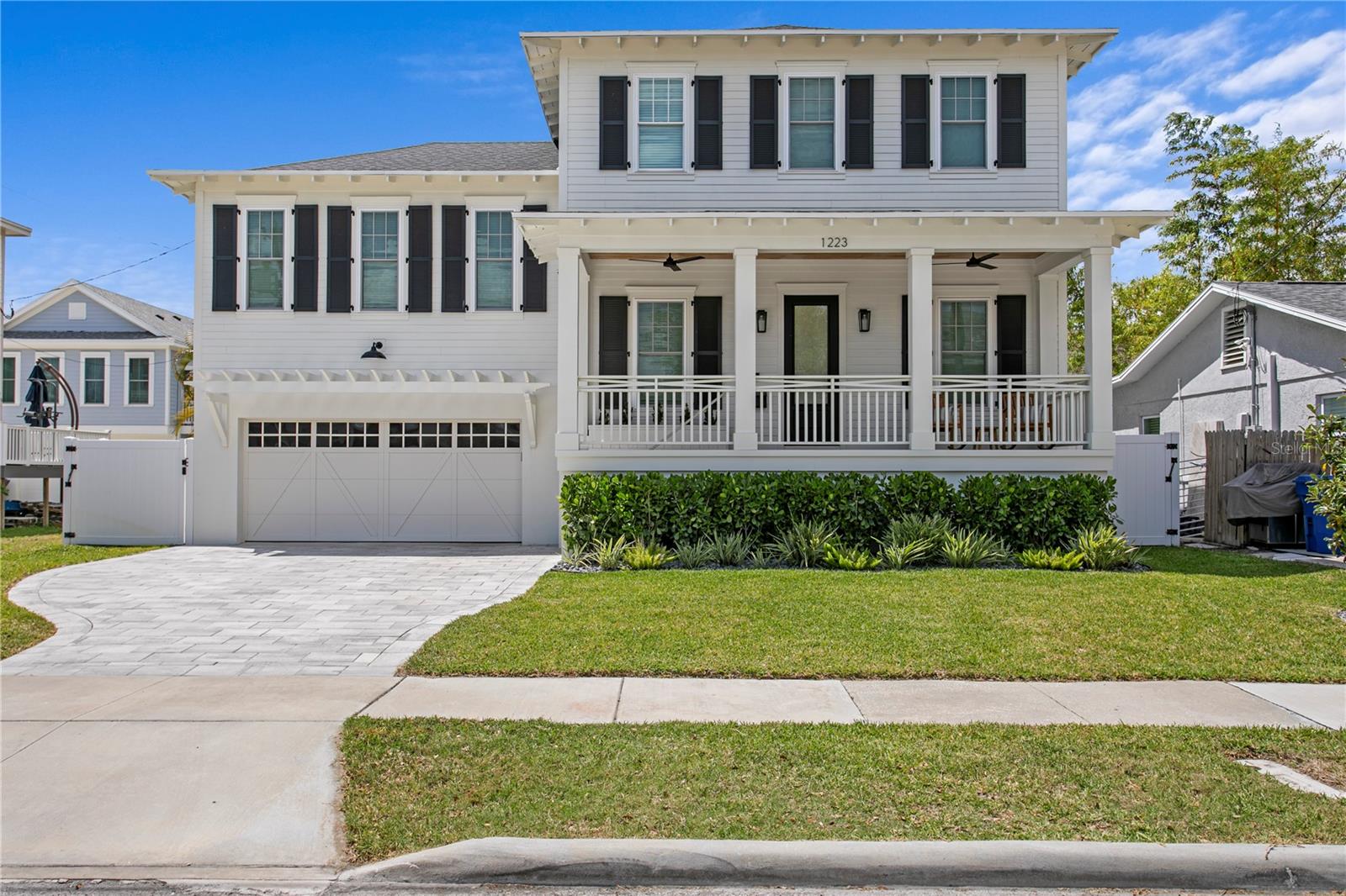 ROYAL POINCIANA - Residential