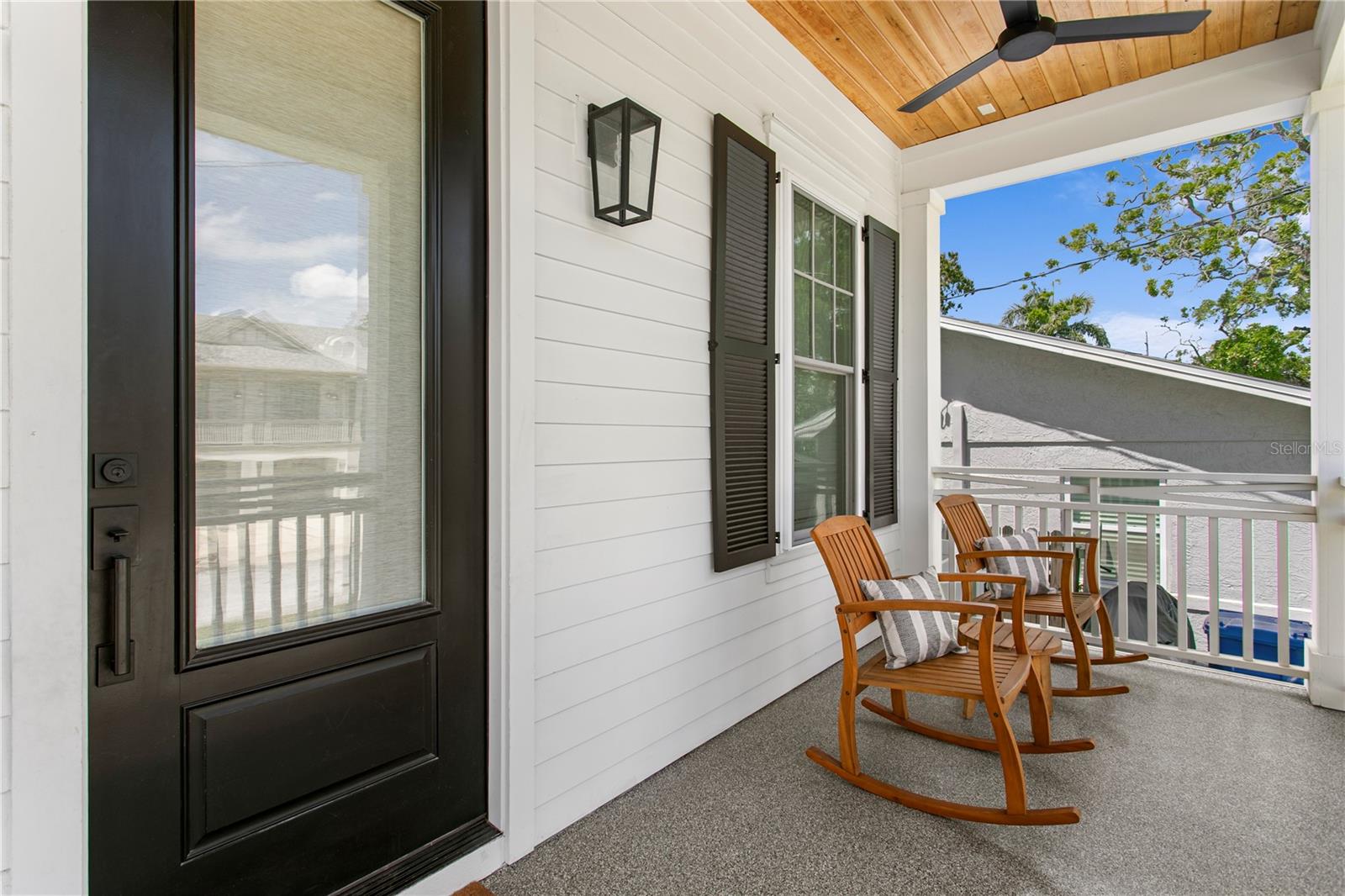 ROYAL POINCIANA - Residential