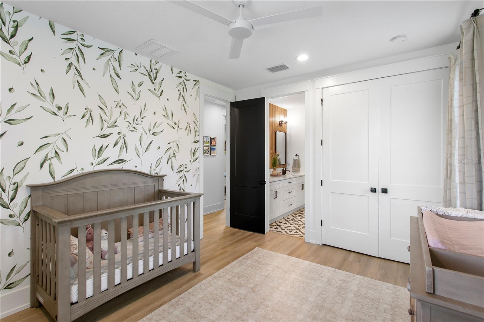 ROYAL POINCIANA - Residential