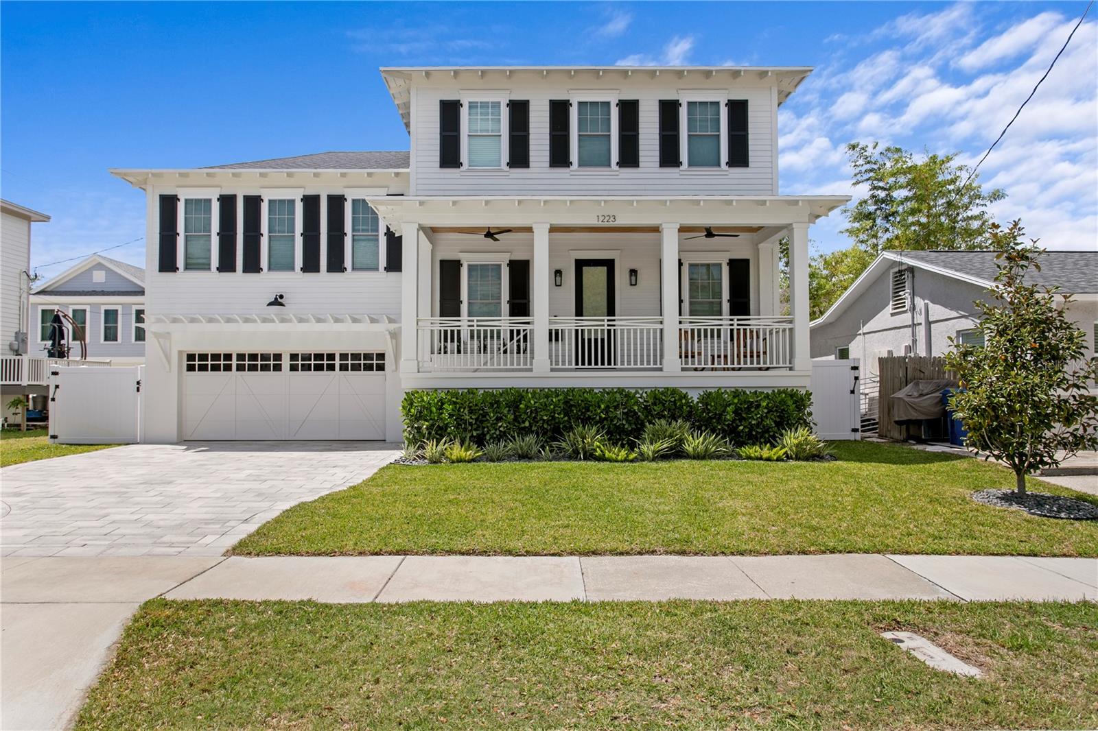 ROYAL POINCIANA - Residential