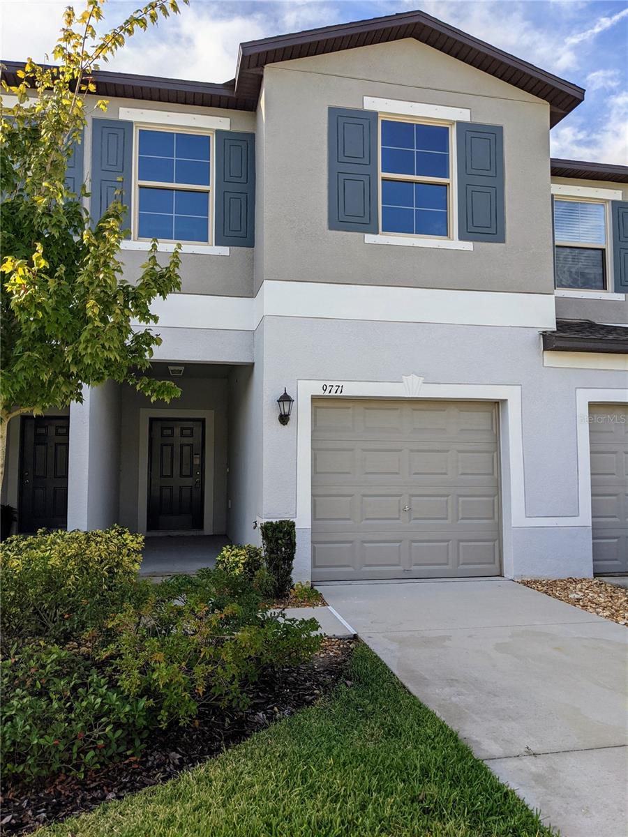 Photo 1 of 13 — 9771 PEMBROOKE PINES DRIVE, RUSKIN, FL 33573