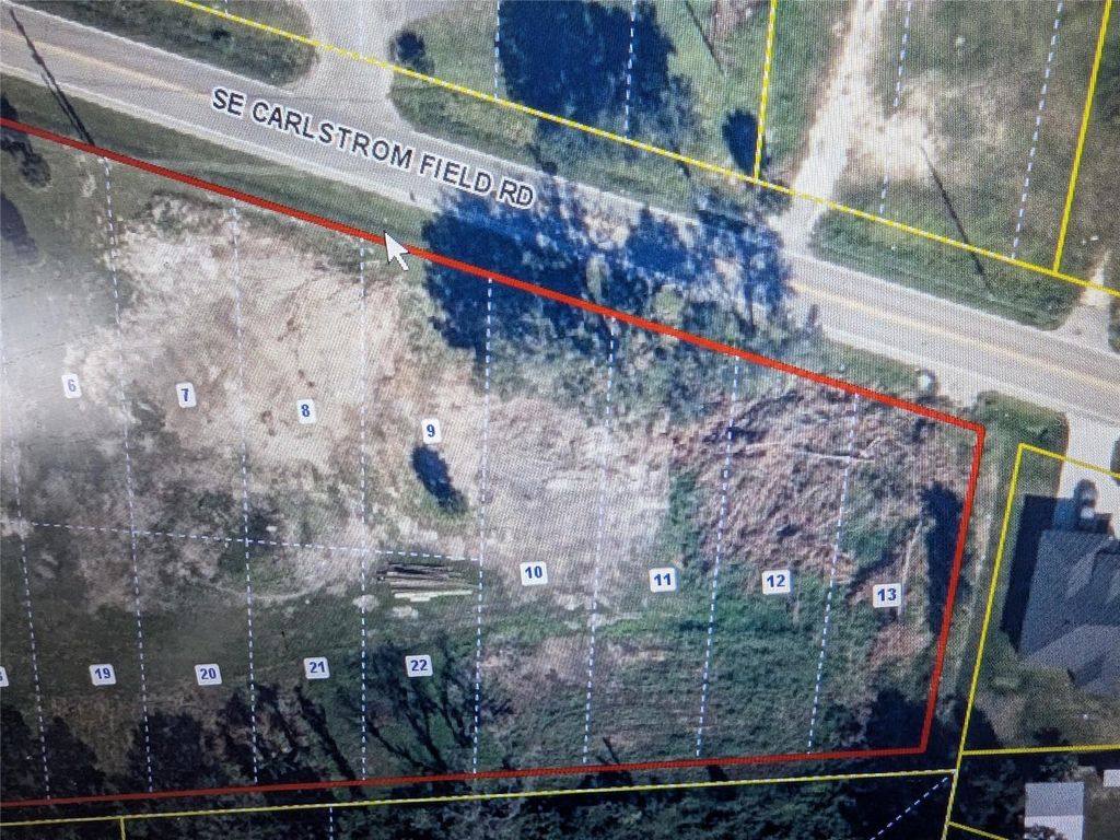 Photo of SE Carlstrom Field Rd, Arcadia, FL 34266 (MLS # C7515555)