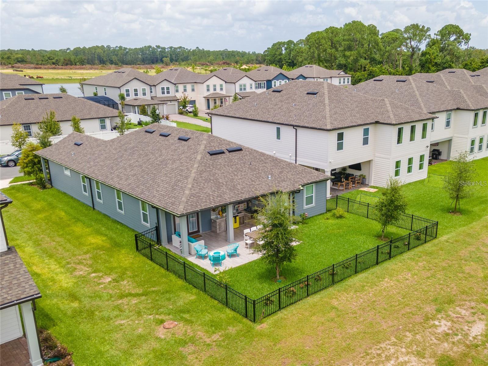 NORTHLAKE AT OVATION PHASE 1 - Residential