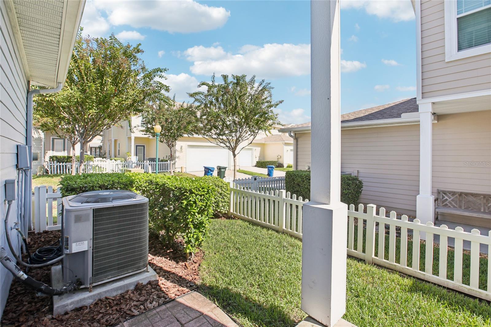 WEST BAY VILLAGE - Residential