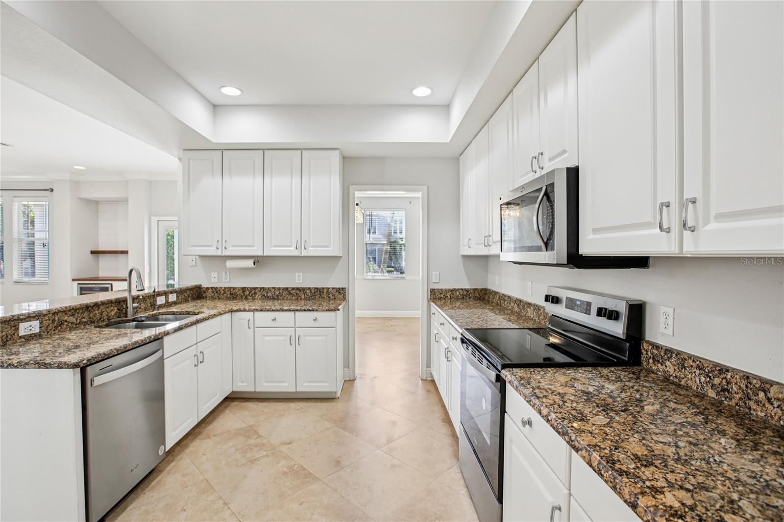 WEST BAY VILLAGE - Residential