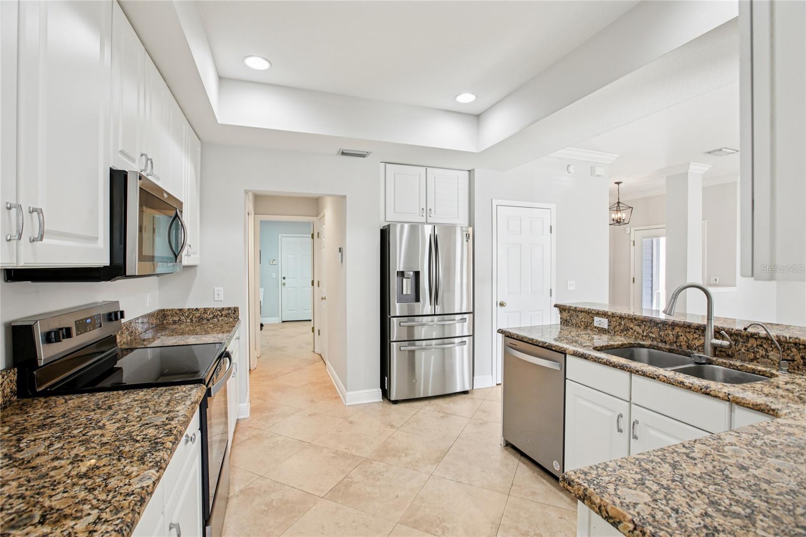 WEST BAY VILLAGE - Residential