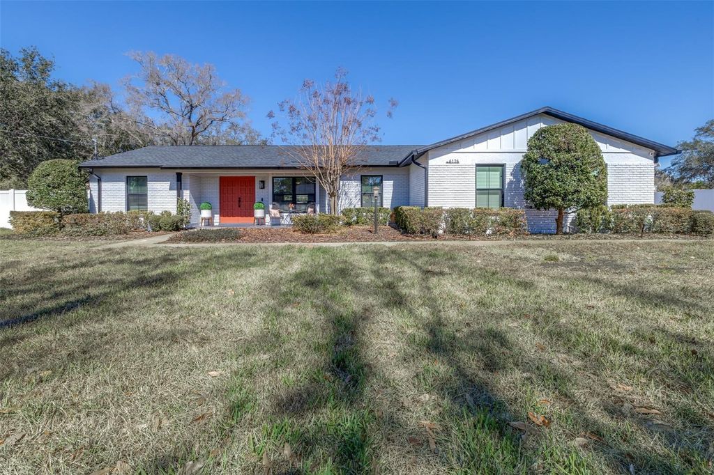 Photo of 6126 Native Woods Drive, Tampa, FL 33625 (MLS # TB8468868)