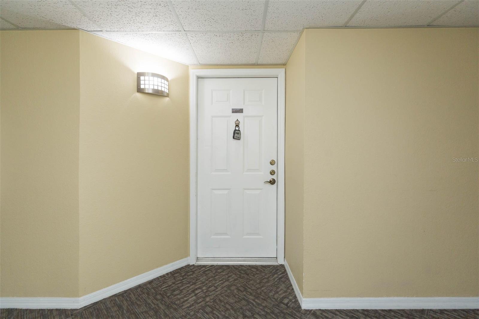 3211 W SWANN AVENUE 1001