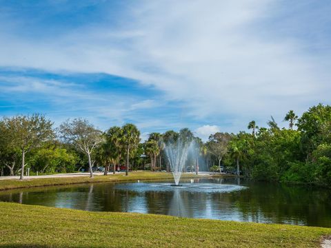 A home in LONGBOAT KEY