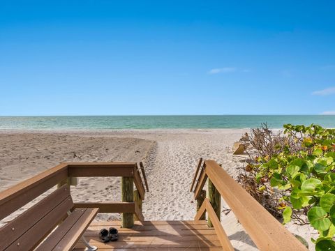 A home in LONGBOAT KEY