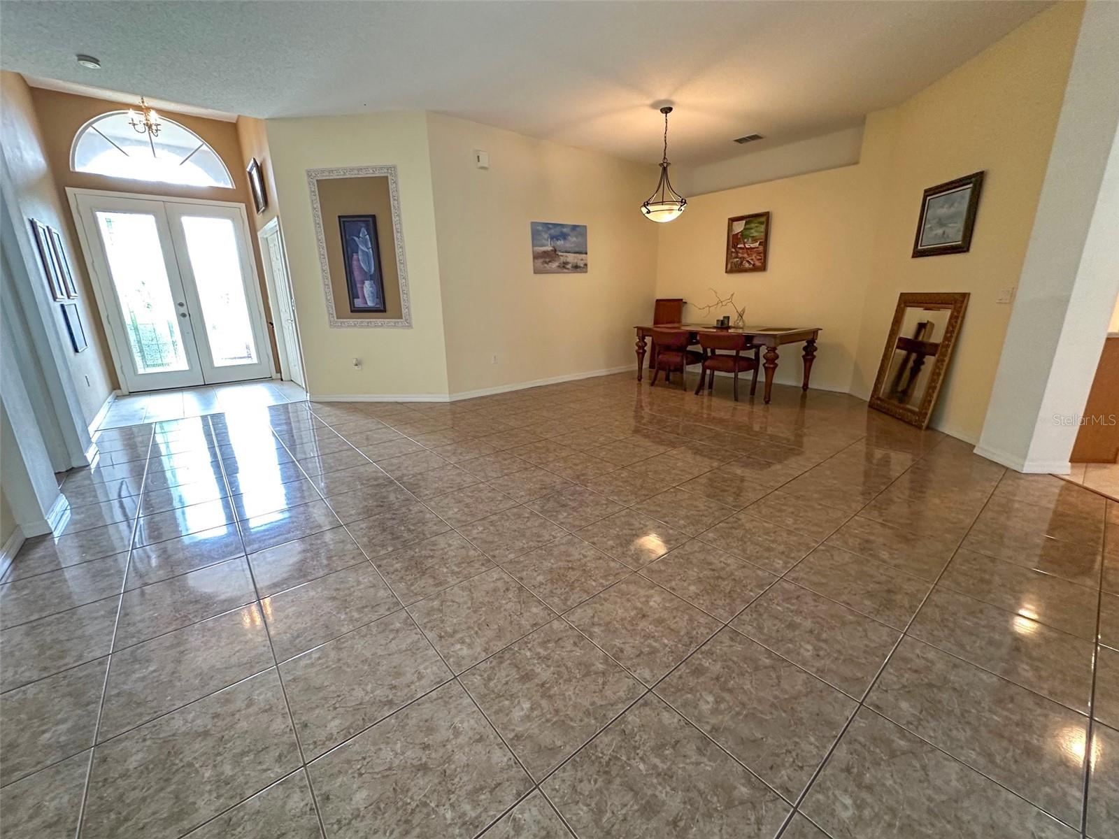 2349 WOOD POINTE DRIVE