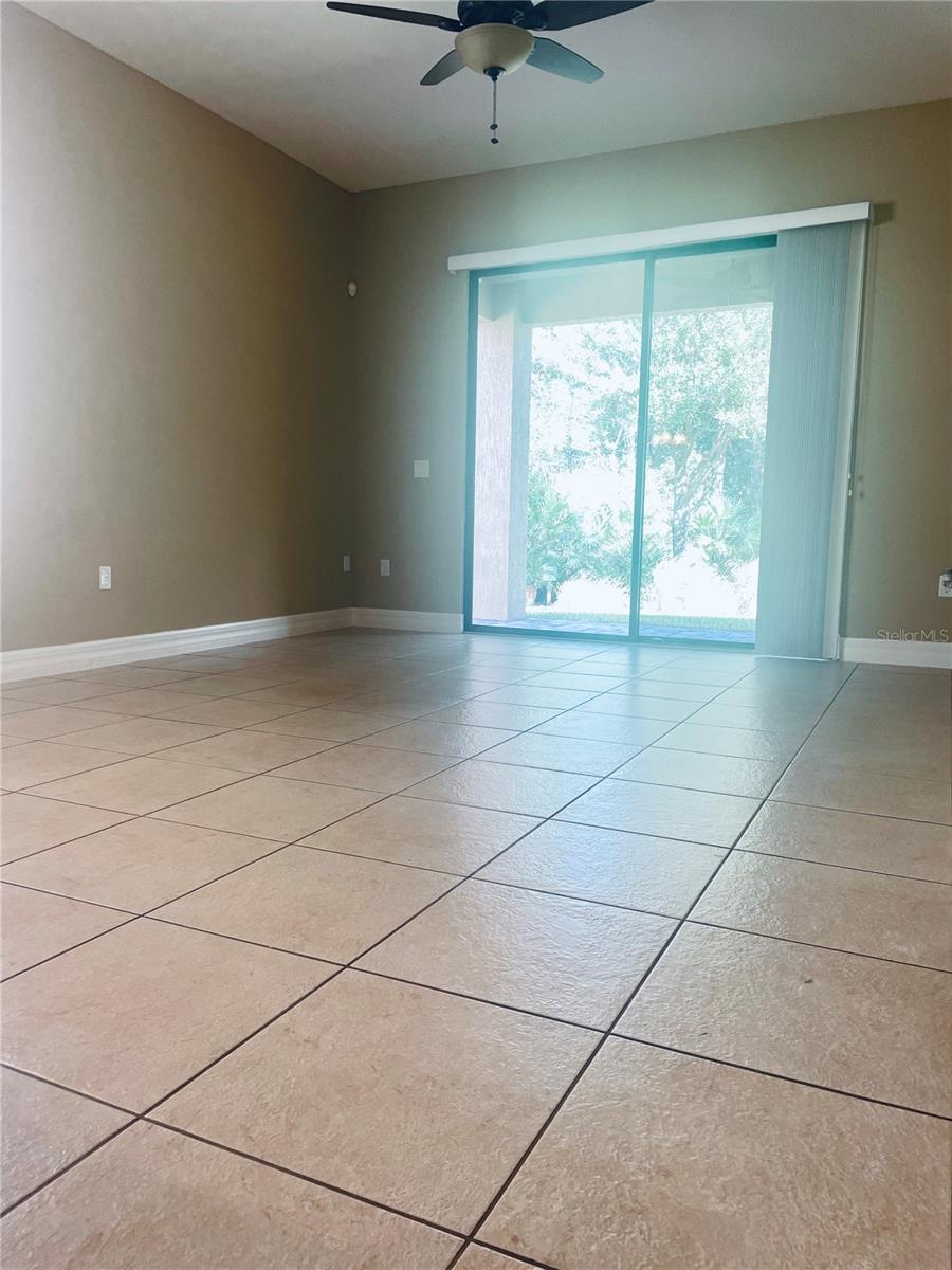 WOODLAND LAKES PRESERVE - Residential Lease