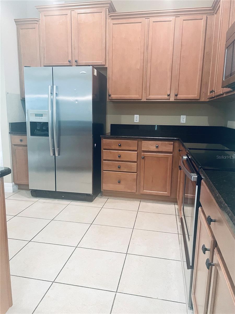 WOODLAND LAKES PRESERVE - Residential Lease