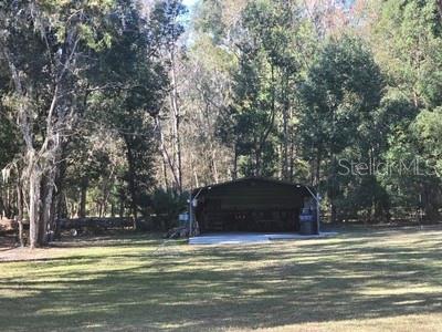 E242 FT OF N1/2 OF NW1/4 OF SW1/4 LESS N200 FT THE - Residential