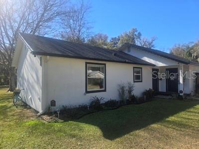 E242 FT OF N1/2 OF NW1/4 OF SW1/4 LESS N200 FT THE - Residential