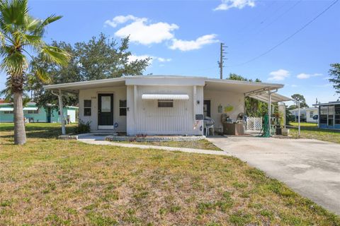 A home in PALM HARBOR