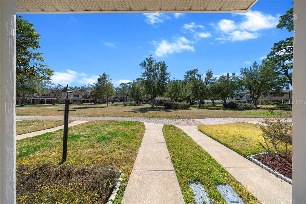 CIRCLE SQUARE WOODS - Residential