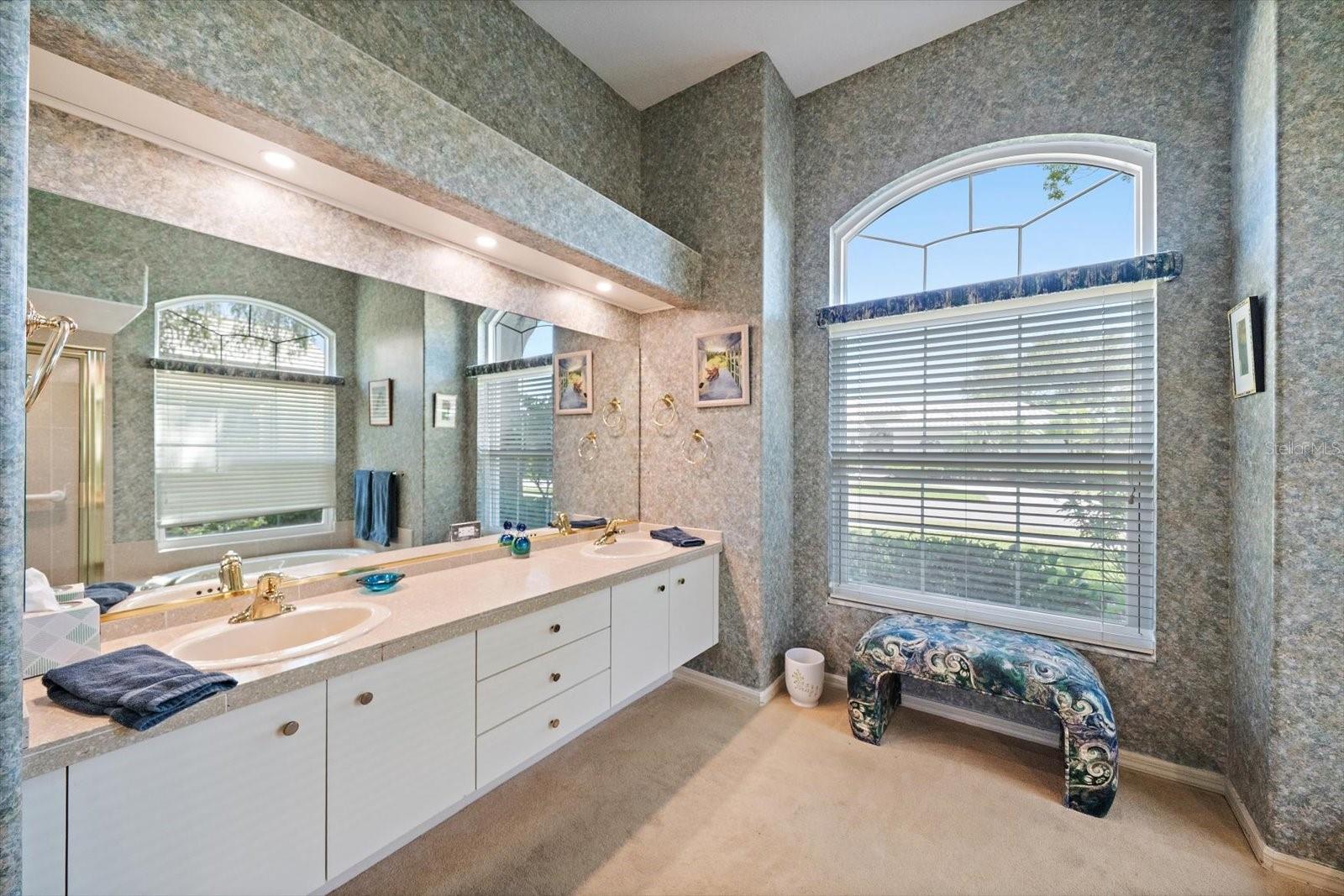 VENICE GOLF & COUNTRY CLUB - Residential