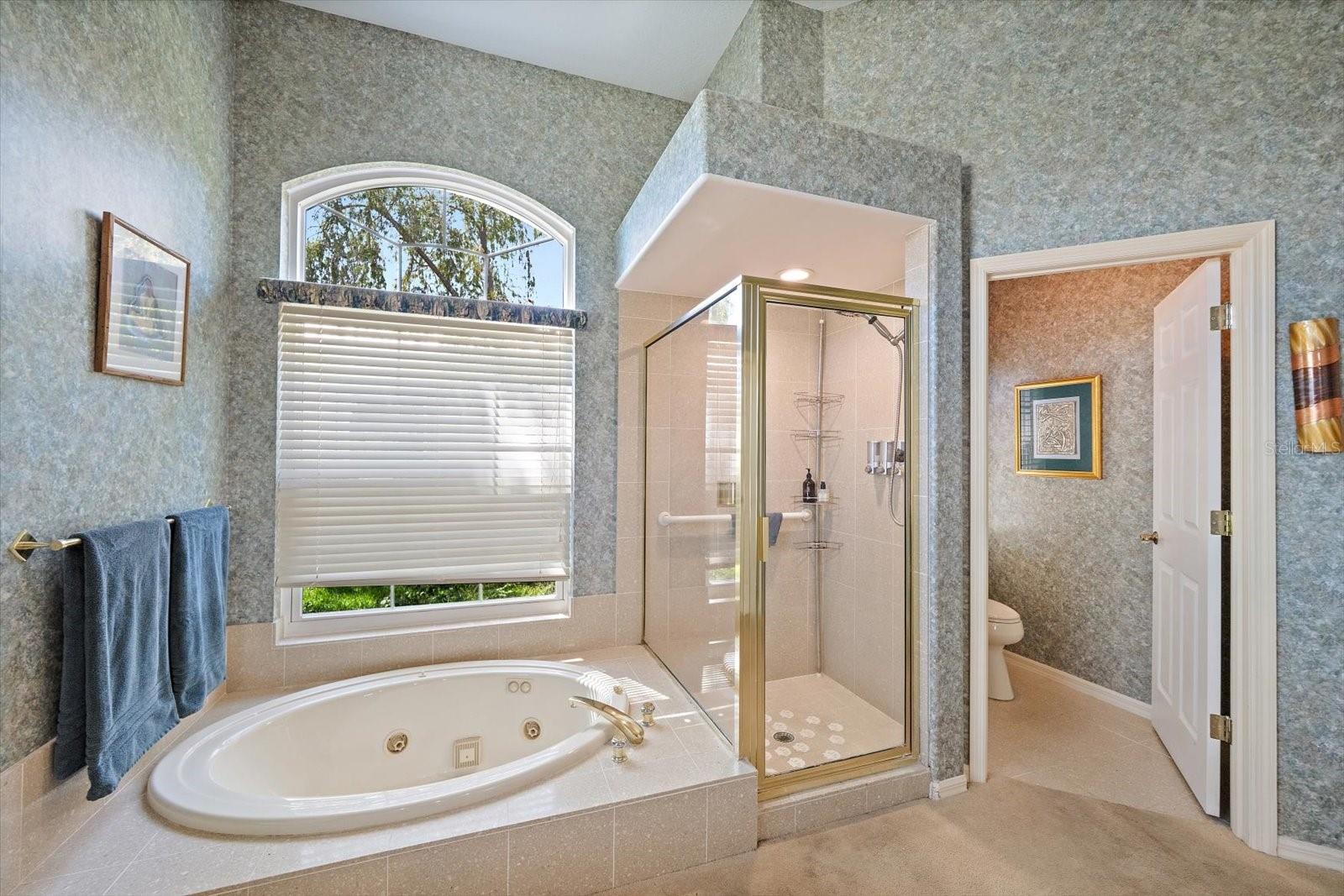 VENICE GOLF & COUNTRY CLUB - Residential