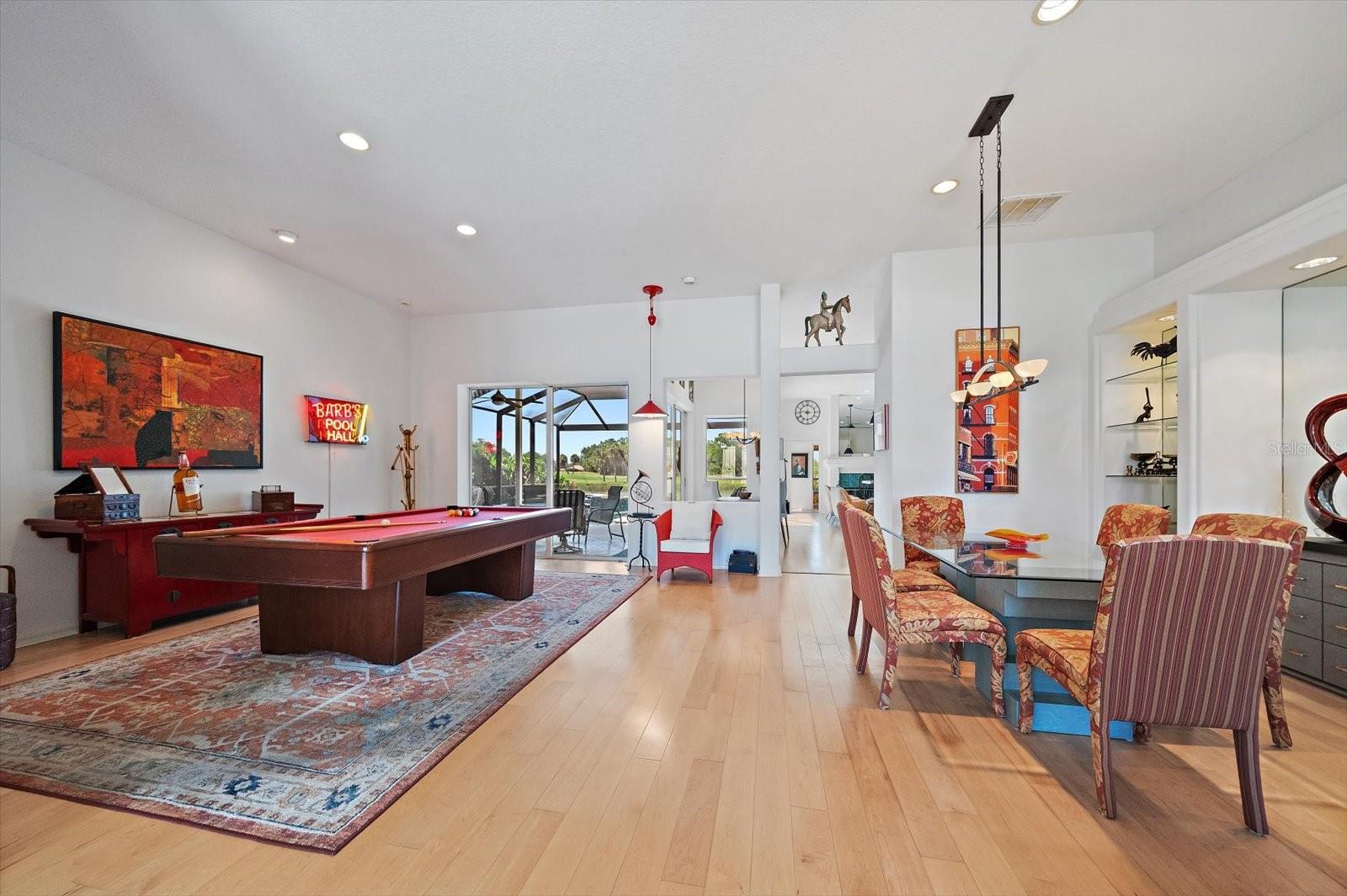 VENICE GOLF & COUNTRY CLUB - Residential