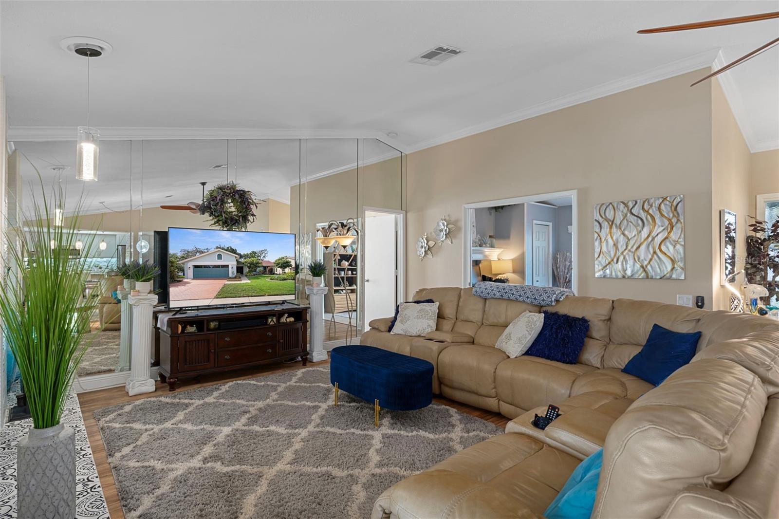 WINDRIDGE GULF TRACE - Residential