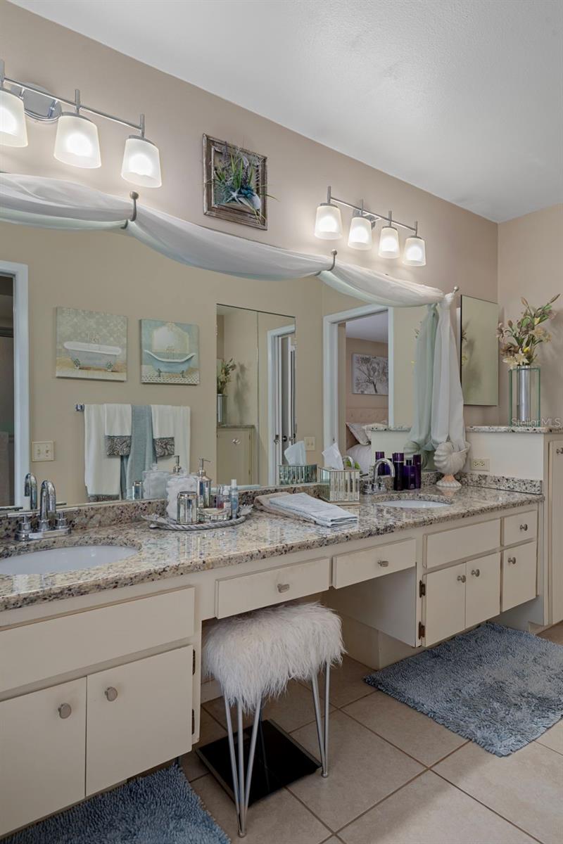 WINDRIDGE GULF TRACE - Residential