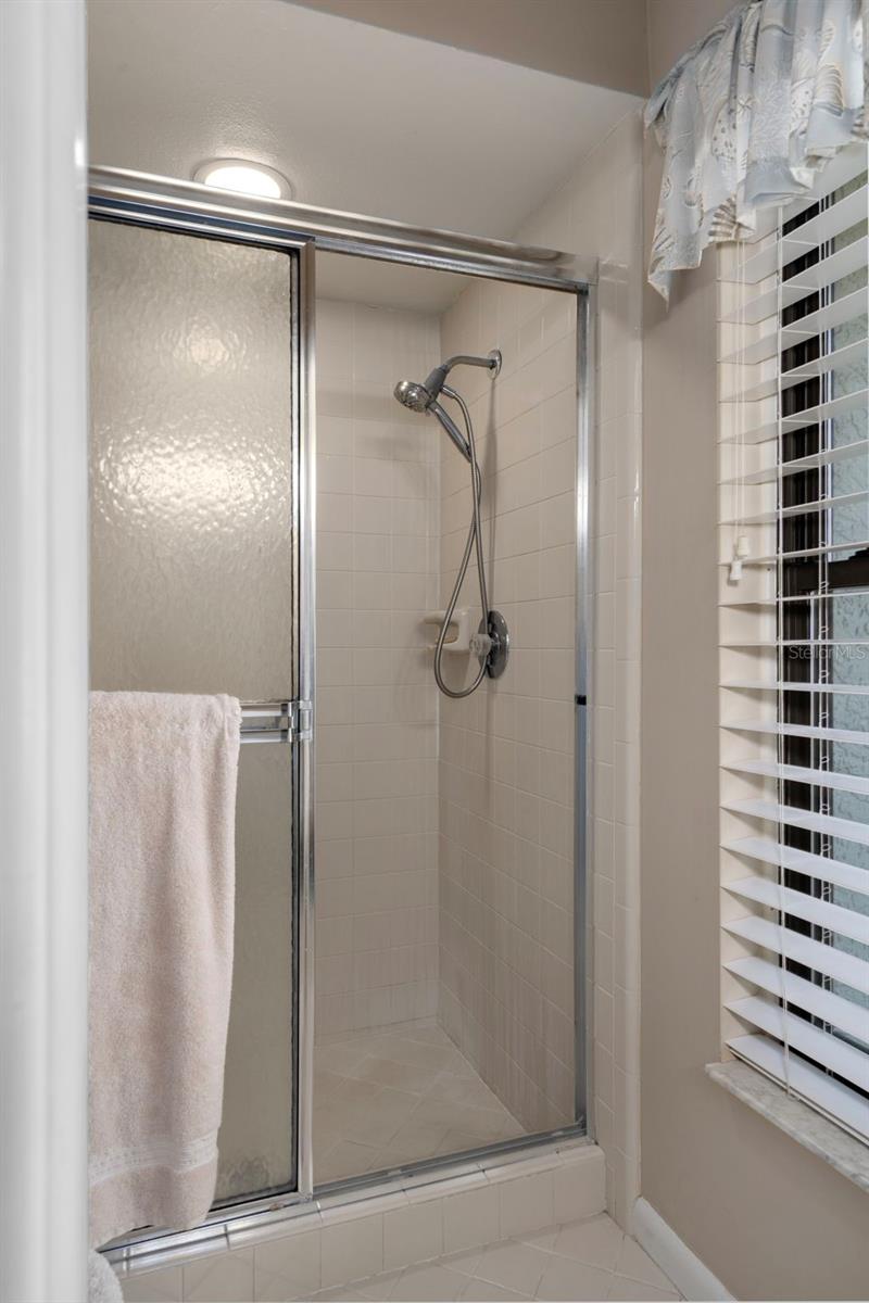 WINDRIDGE GULF TRACE - Residential