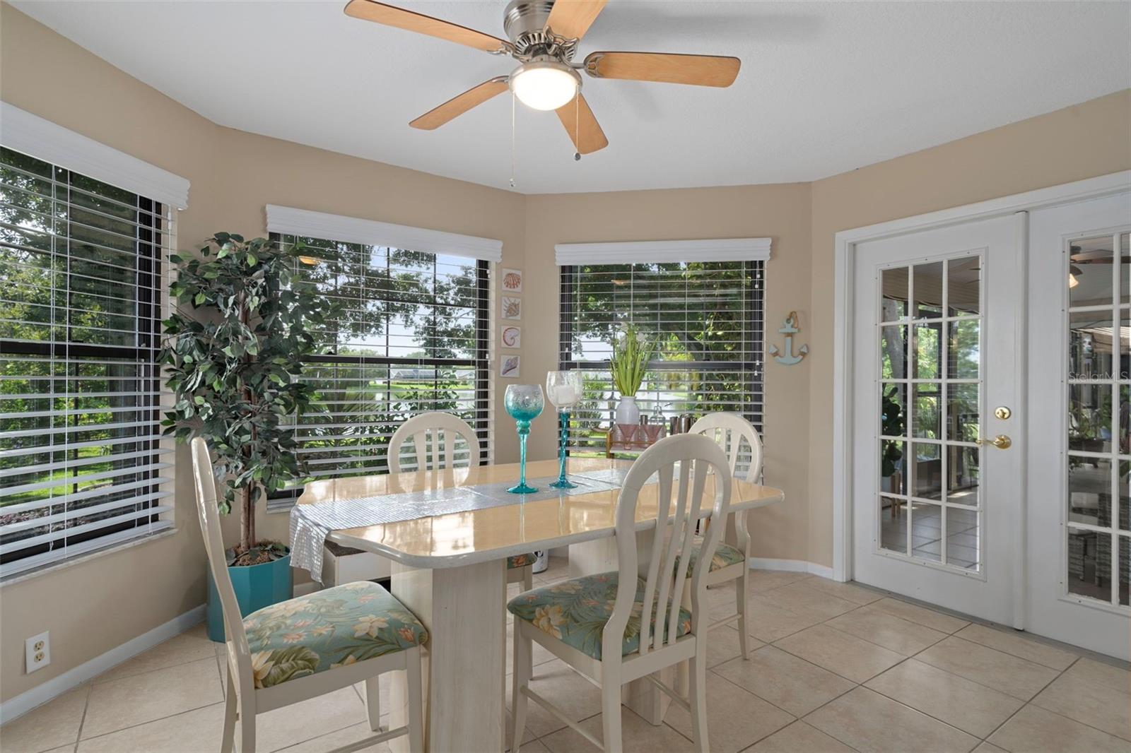 WINDRIDGE GULF TRACE - Residential