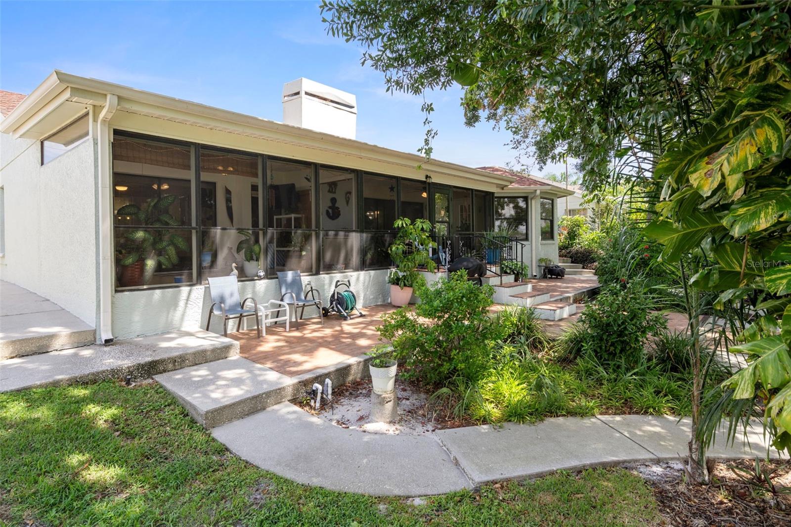 WINDRIDGE GULF TRACE - Residential