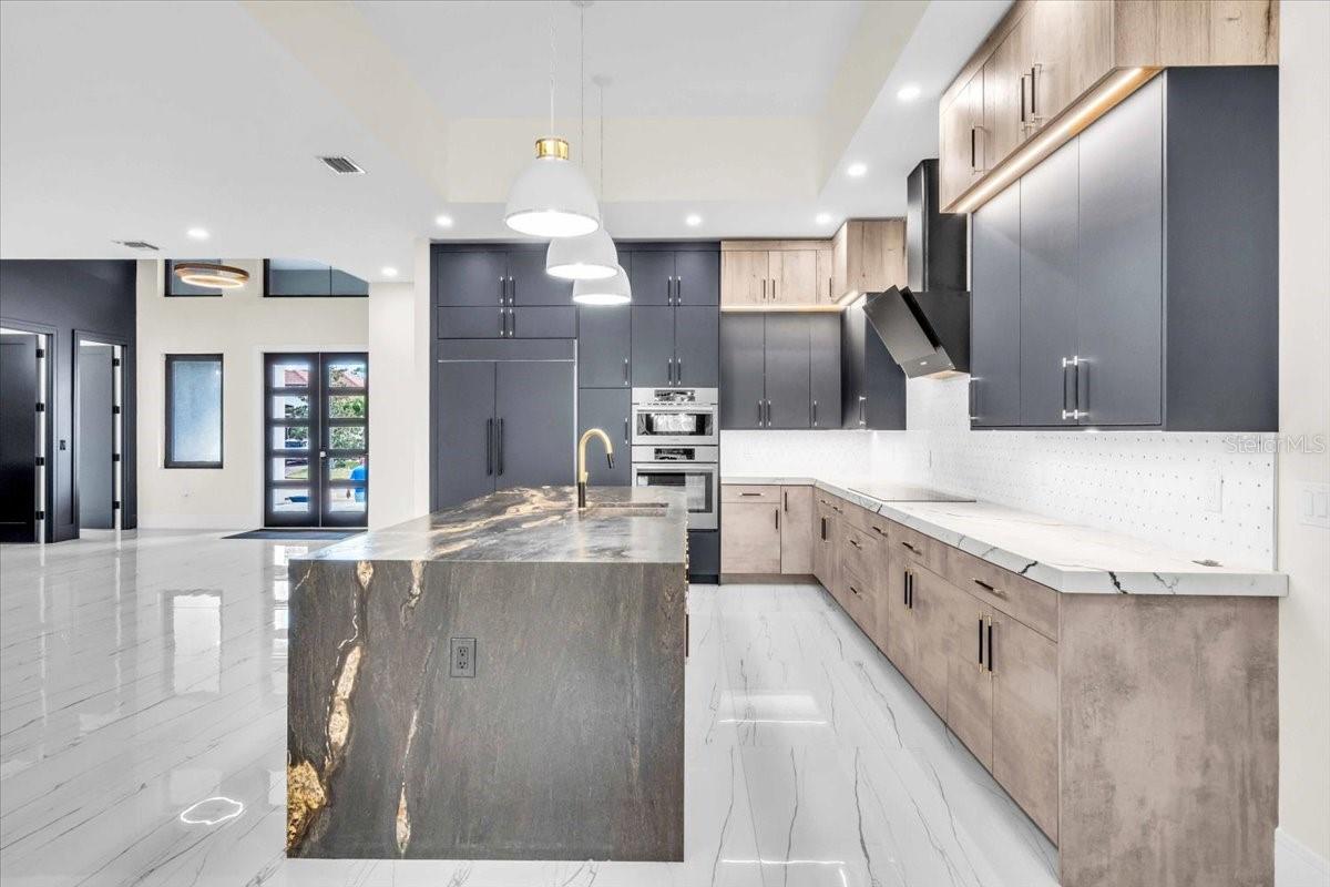 BLACKBURN RDG ADD - Residential