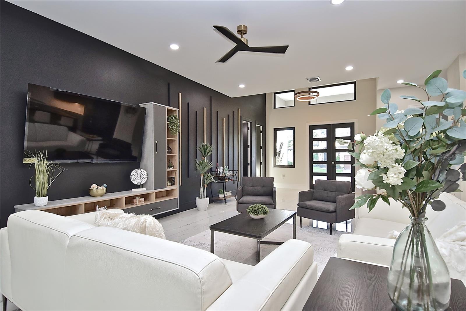 BLACKBURN RDG ADD - Residential