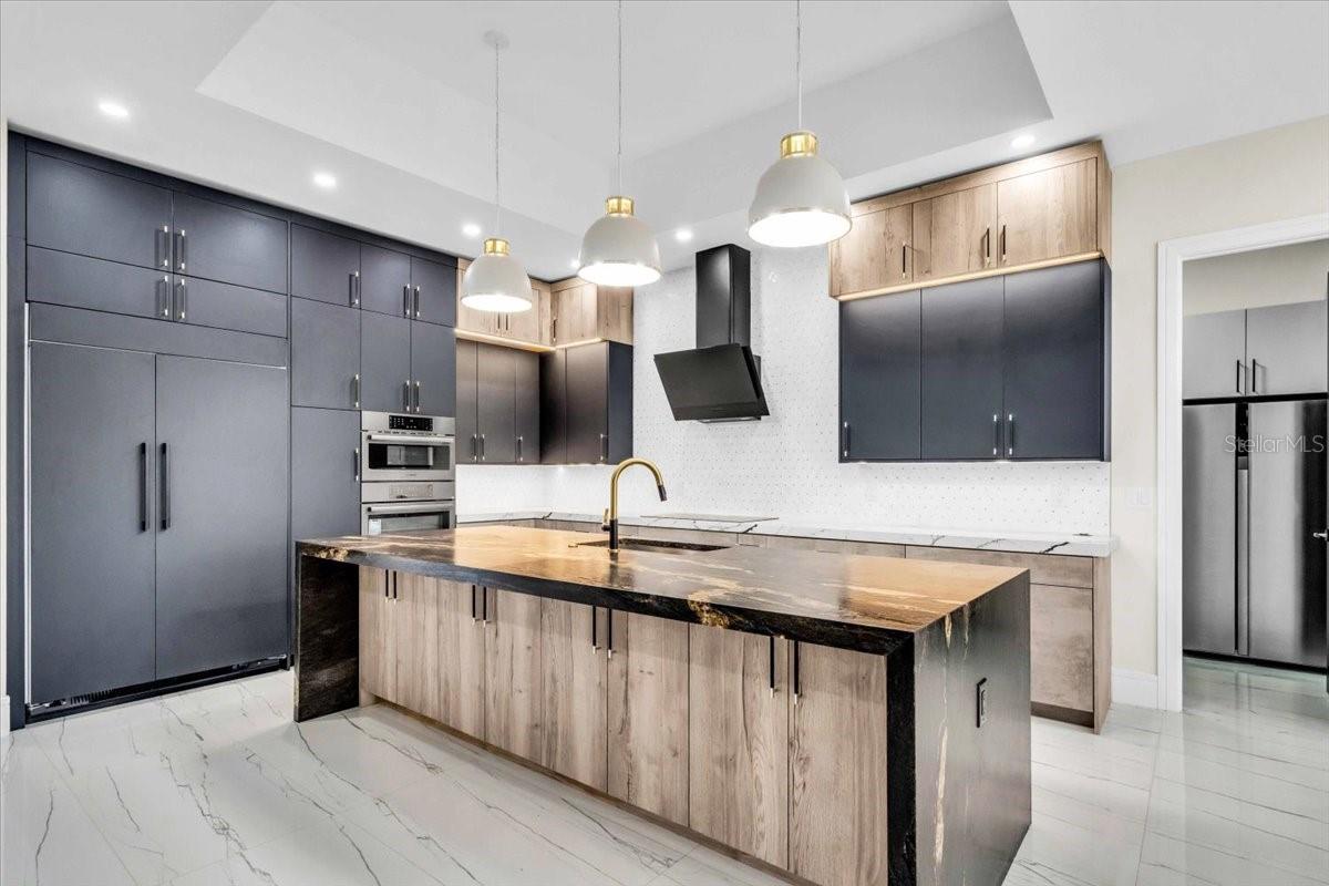 BLACKBURN RDG ADD - Residential