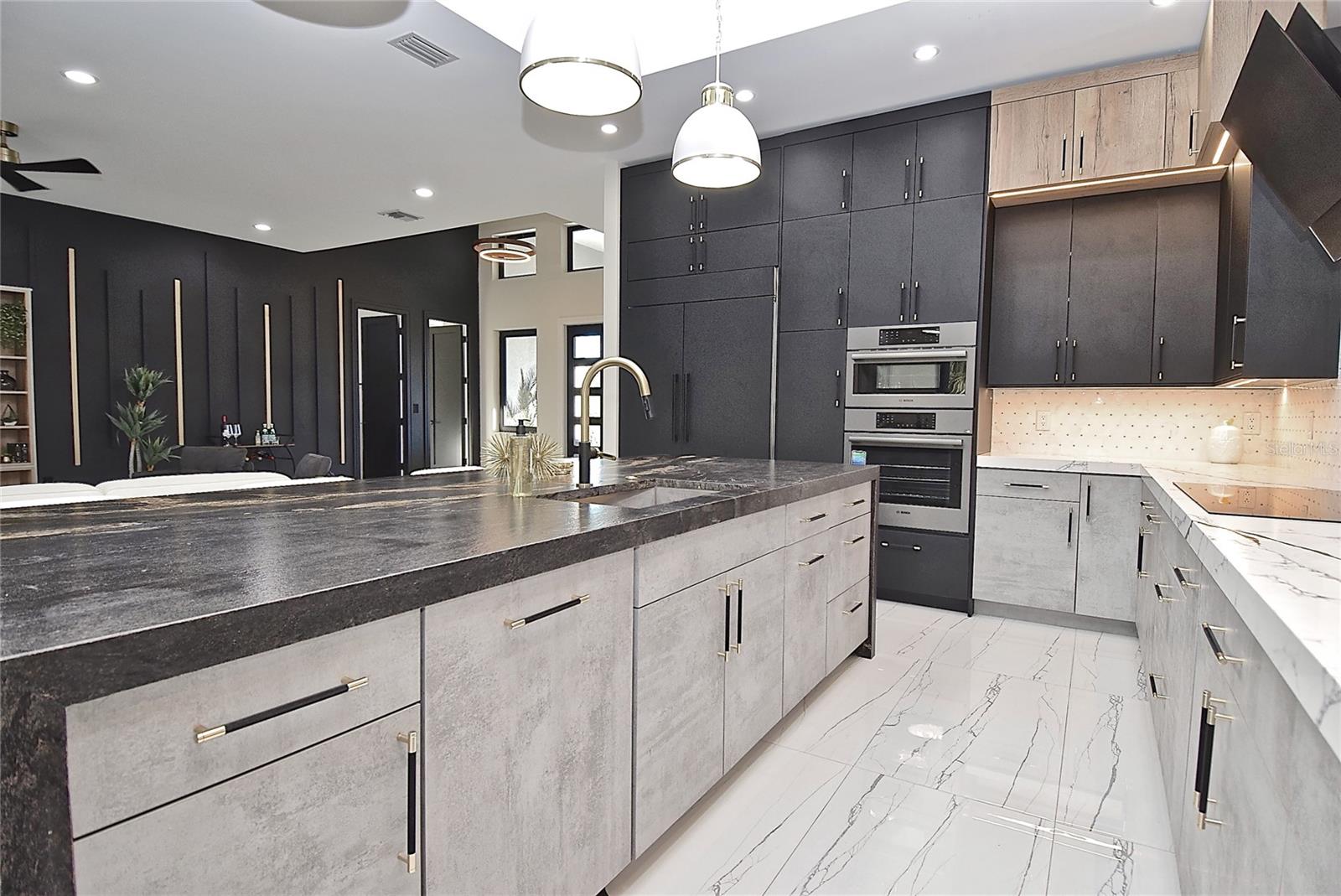 BLACKBURN RDG ADD - Residential