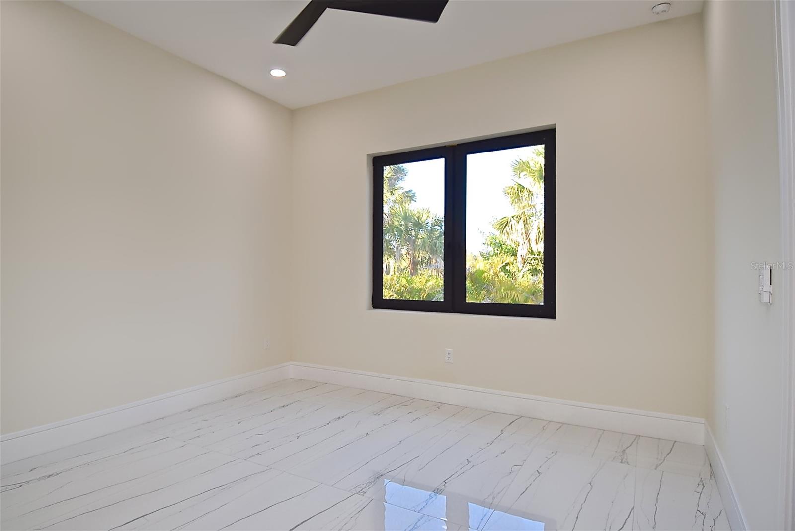 BLACKBURN RDG ADD - Residential