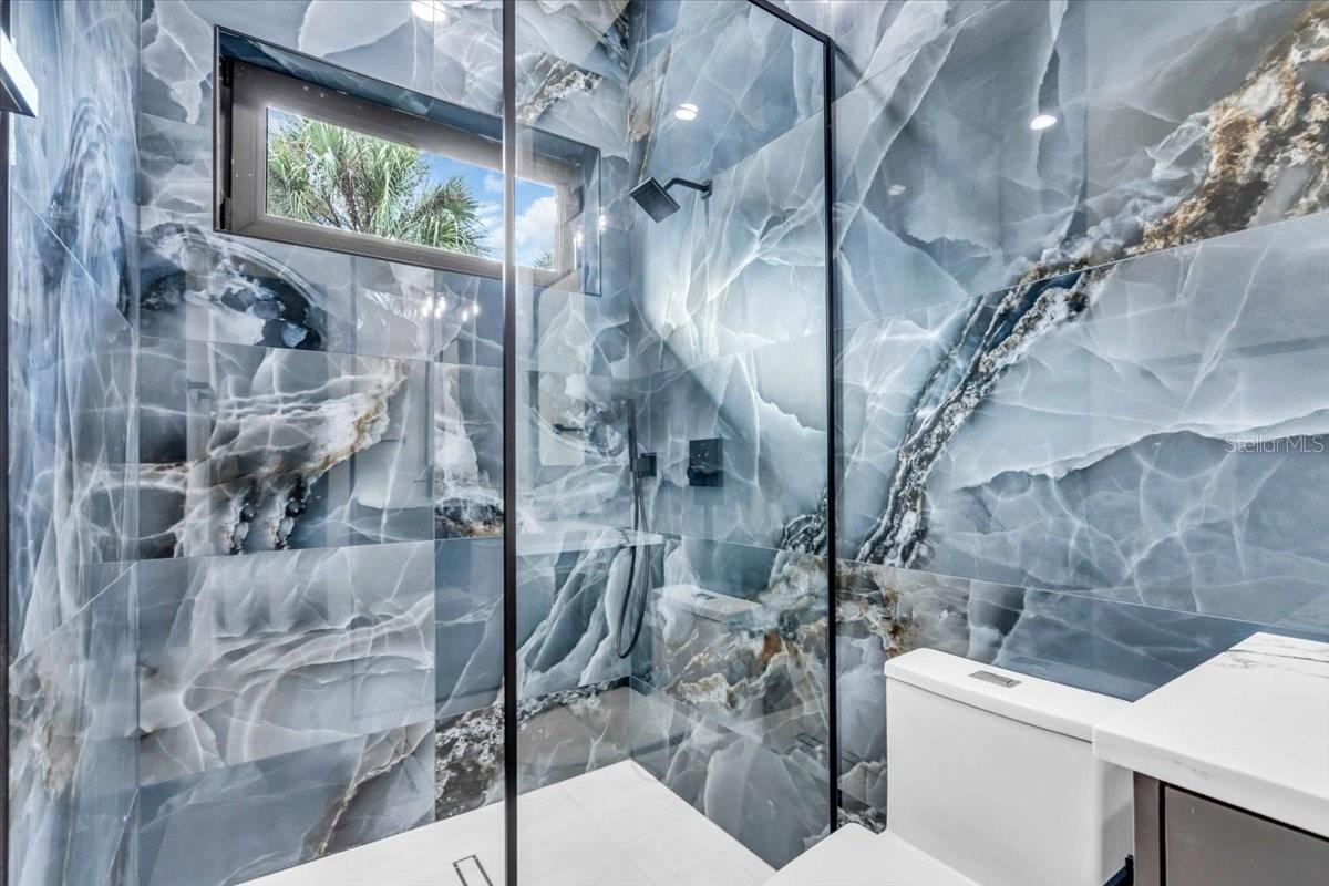 BLACKBURN RDG ADD - Residential